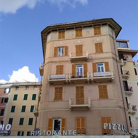 Albergo Bandoni Рапалло Экстерьер фото